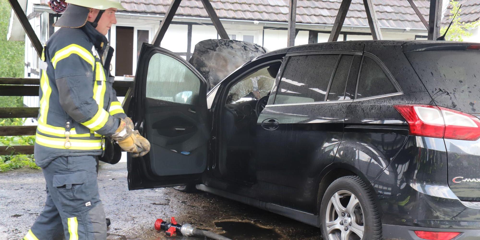 carport_Pkw_Brand