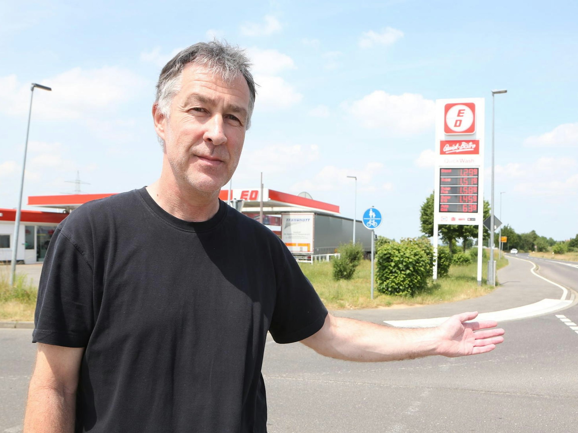 Arwed_Presuhn_ED-Tankstelle_Odendorf