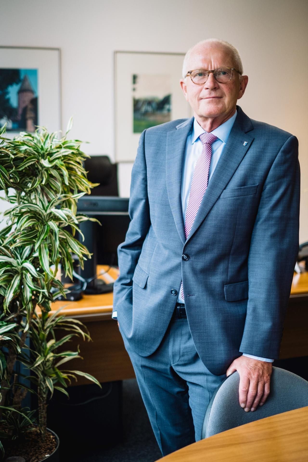 Der parteilose Lügder Bürgermeister Heinrich Josef Reker