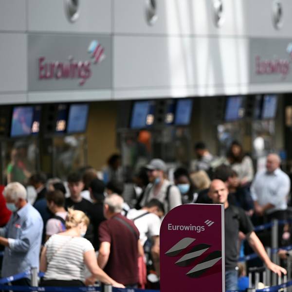 Flughafen Düsseldorf Schlangen