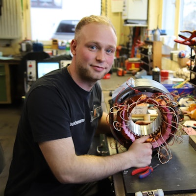 Mike Schönenberg_Geselle_2