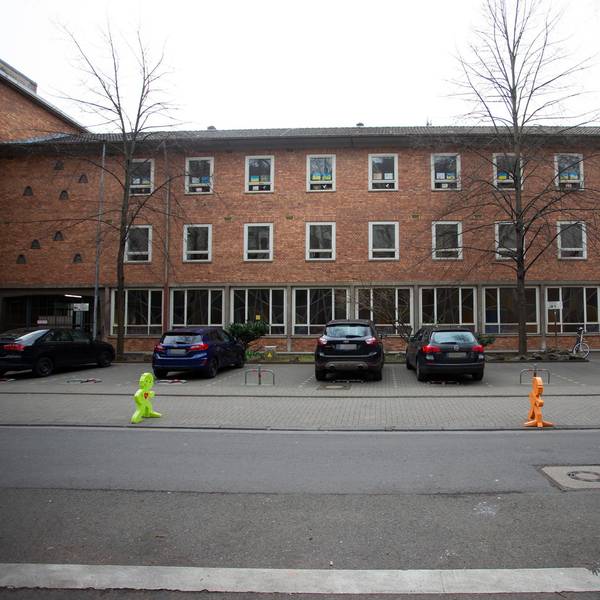 20220316_tb_Schule_Parkplaetze_002