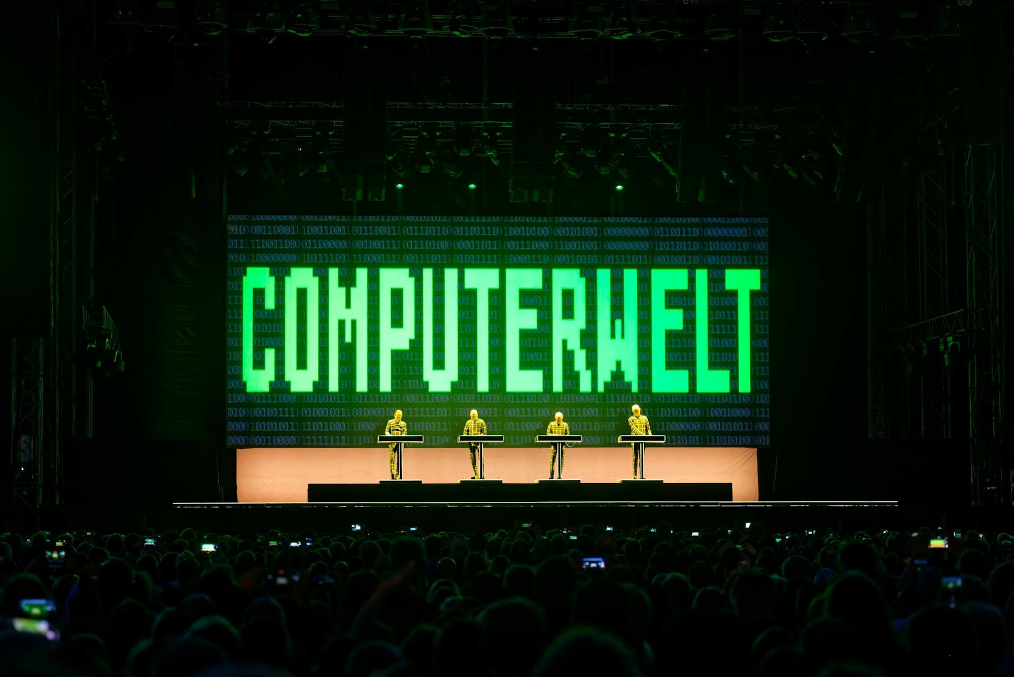 Kraftwerk in Bonn2