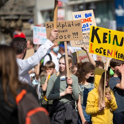 20220328_tb_Schuelerprotest_Anmeldeverfahren_003