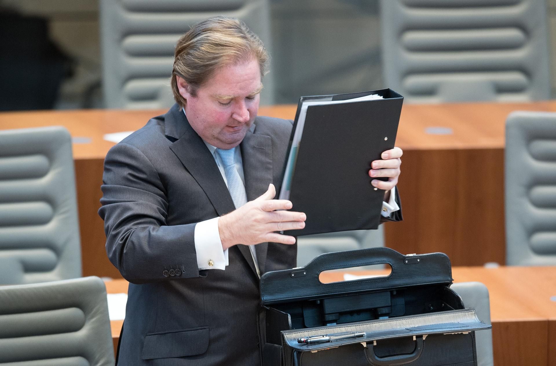 NRW-Finanzminister Lutz Lienenkämper