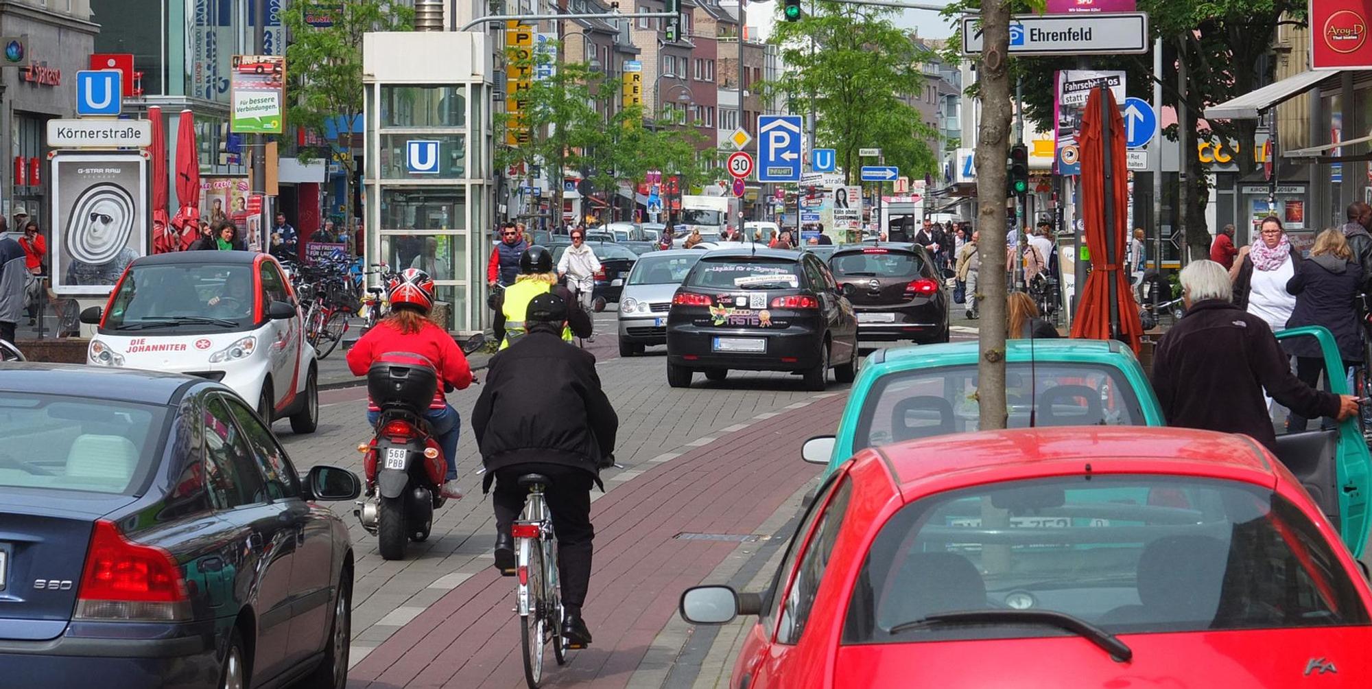roes-venloer-str-verkehr