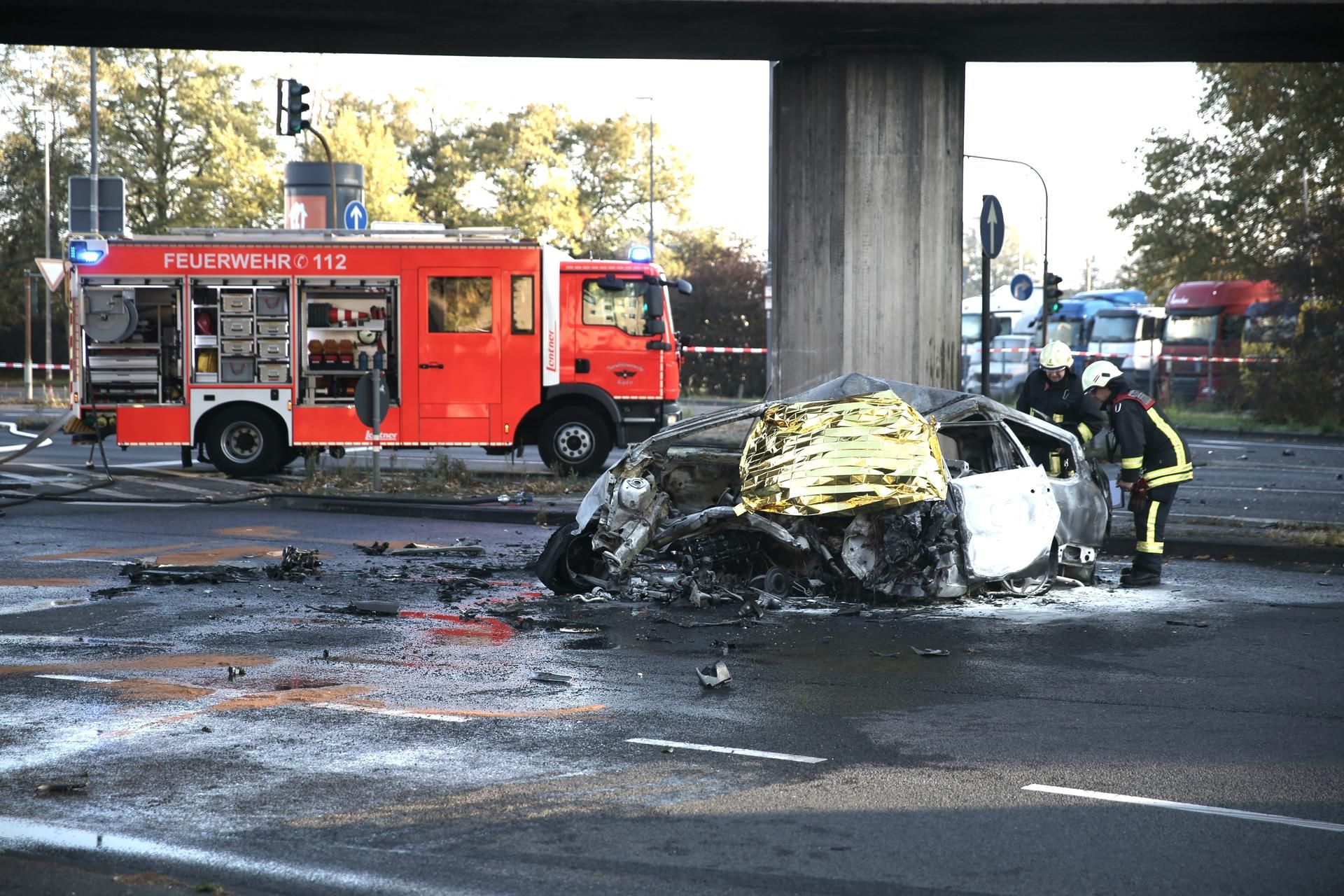 ausgebranntes-auto-amsterdamer3