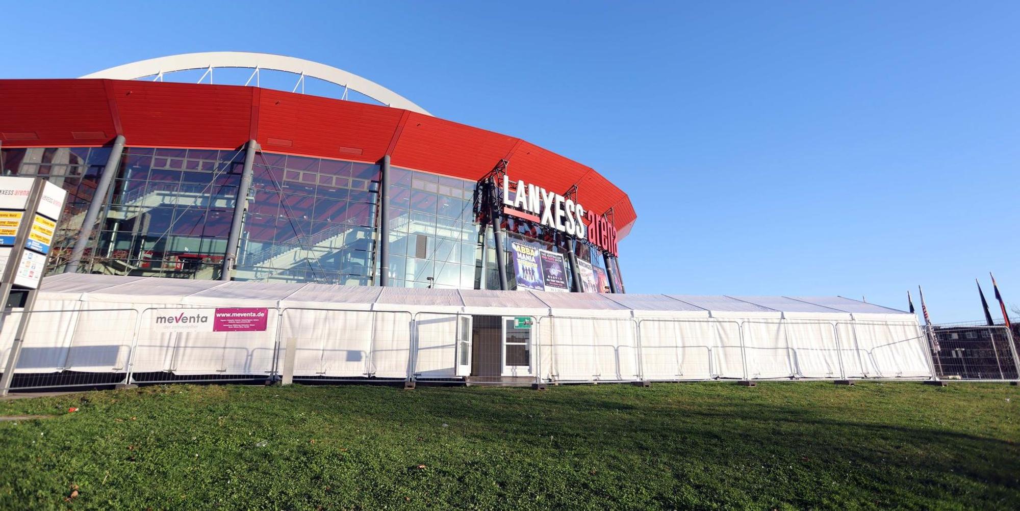 nab211122_Impfzentrum_Arena_03