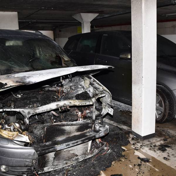 Das Auto brannte völlig aus