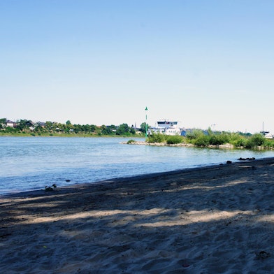STRAND SERIE Wesseling bei schönem Wetter