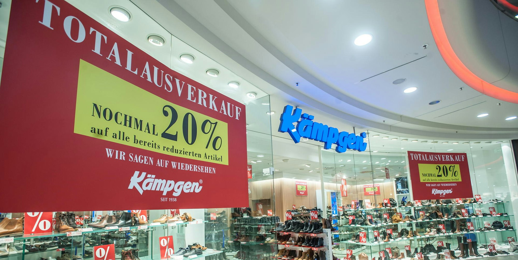 leverkusen-ece-leeres-geschaeft--ALF_5325