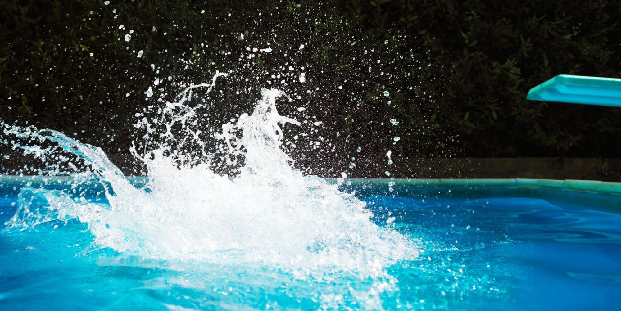 Titel_Swimmingpool