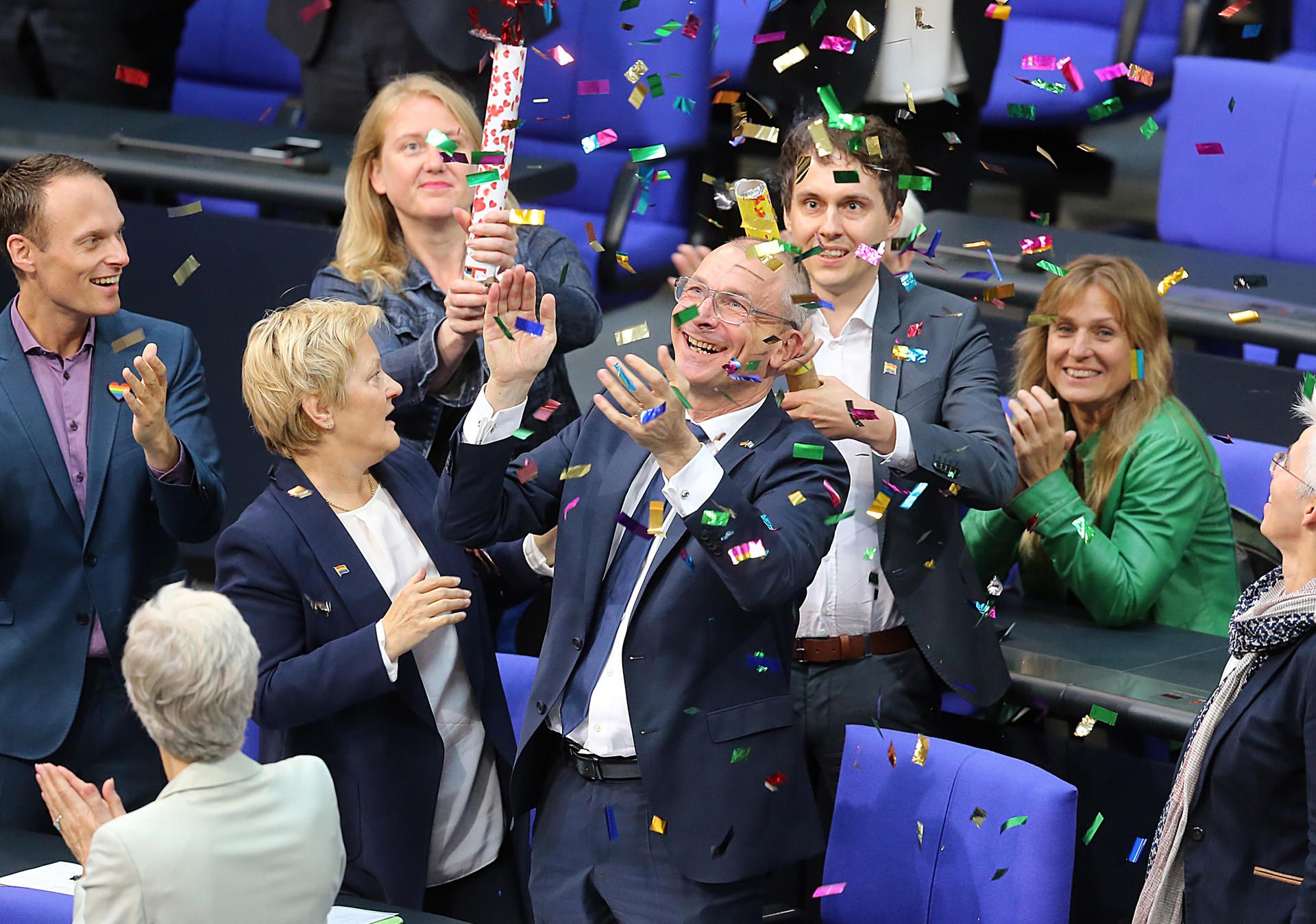 Ehe für alle Jubel konfetti die grünen