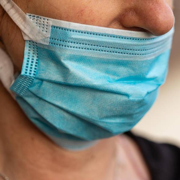 Maske unter der Nase Getty Images