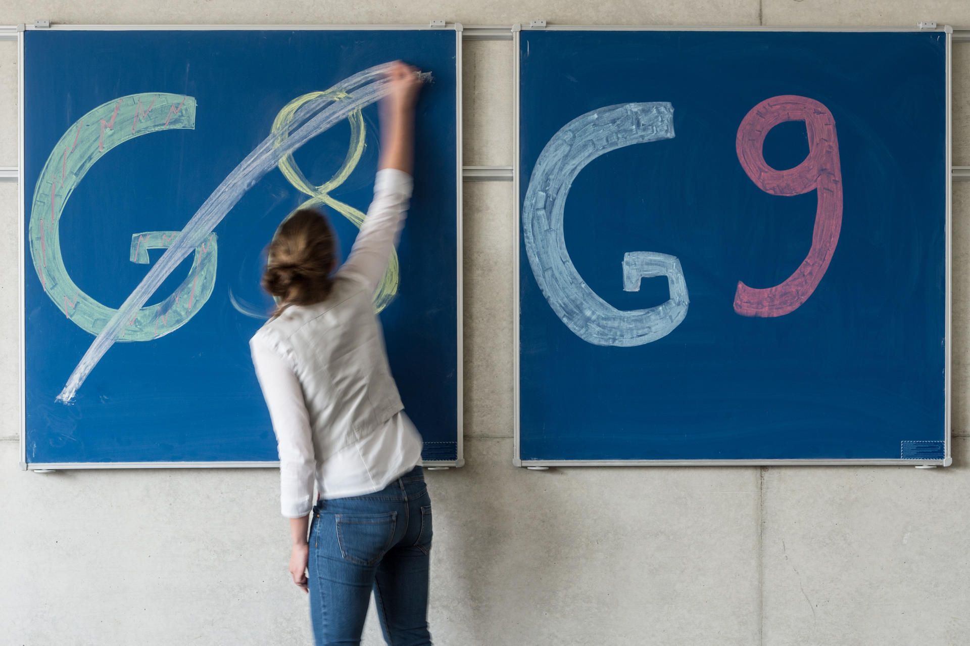 G9