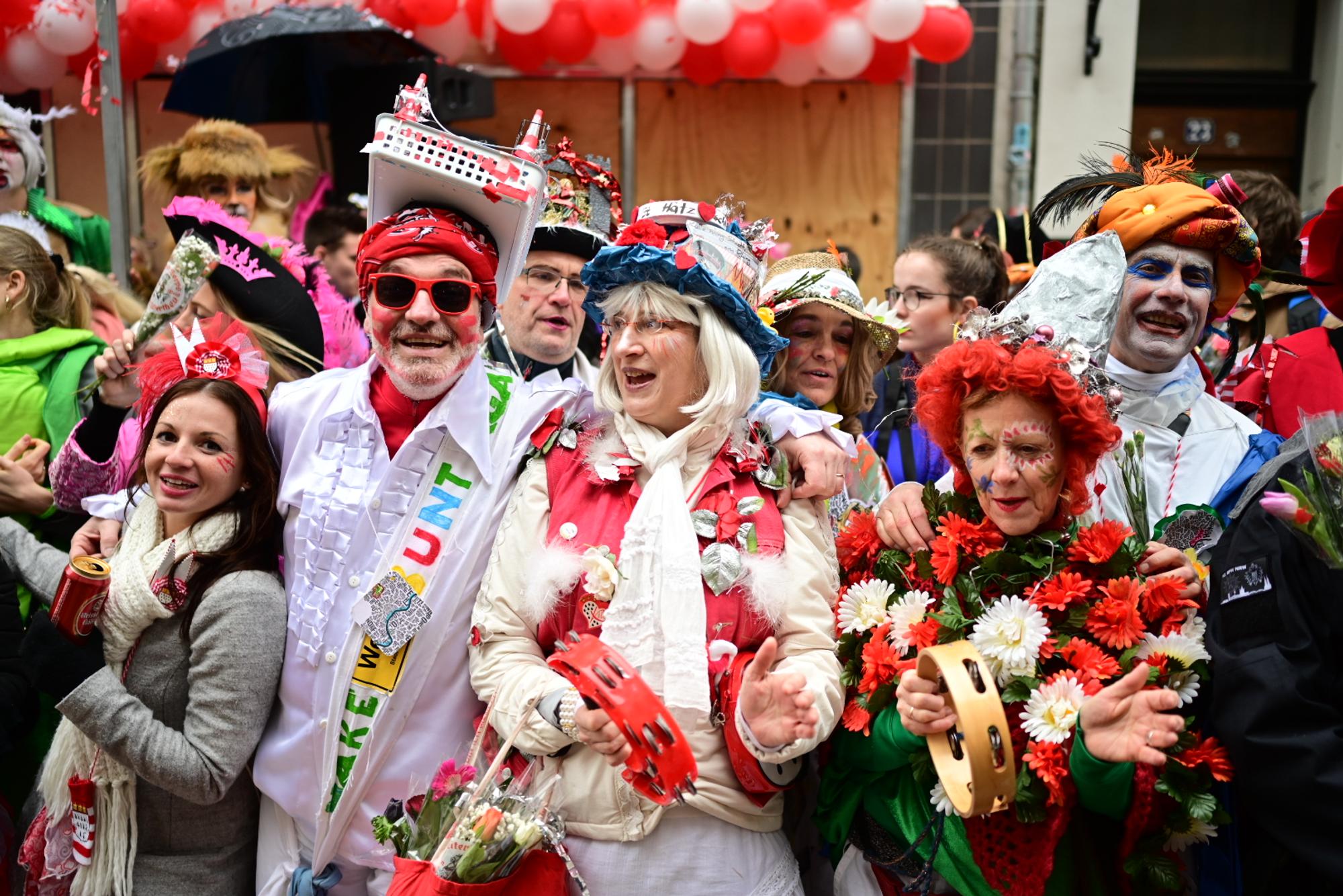 Rosenmontagszug Köln 3