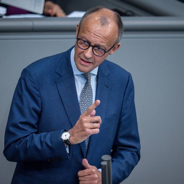 Merz Bundestag 070922