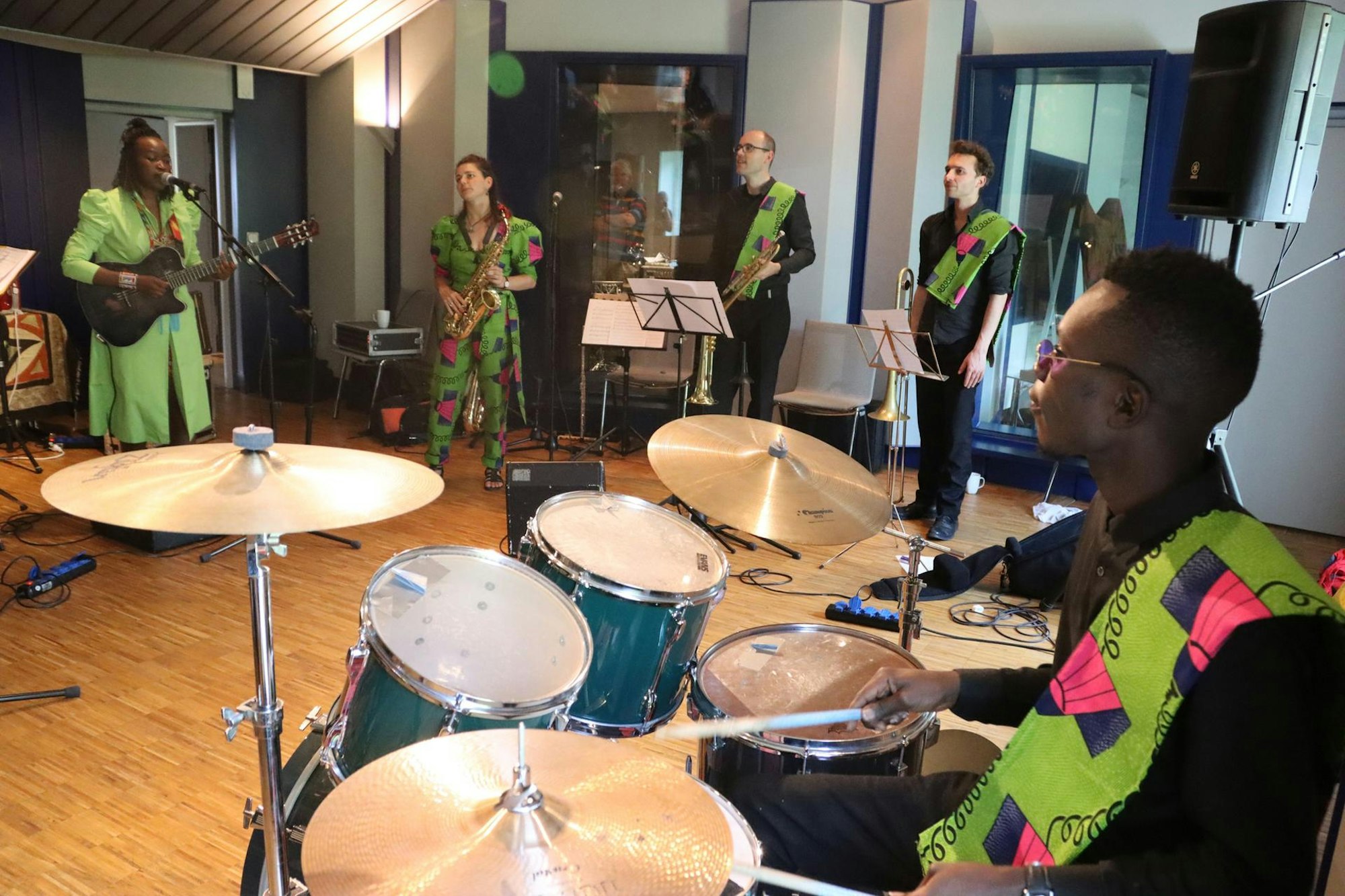 OB Musikerin Afrika2