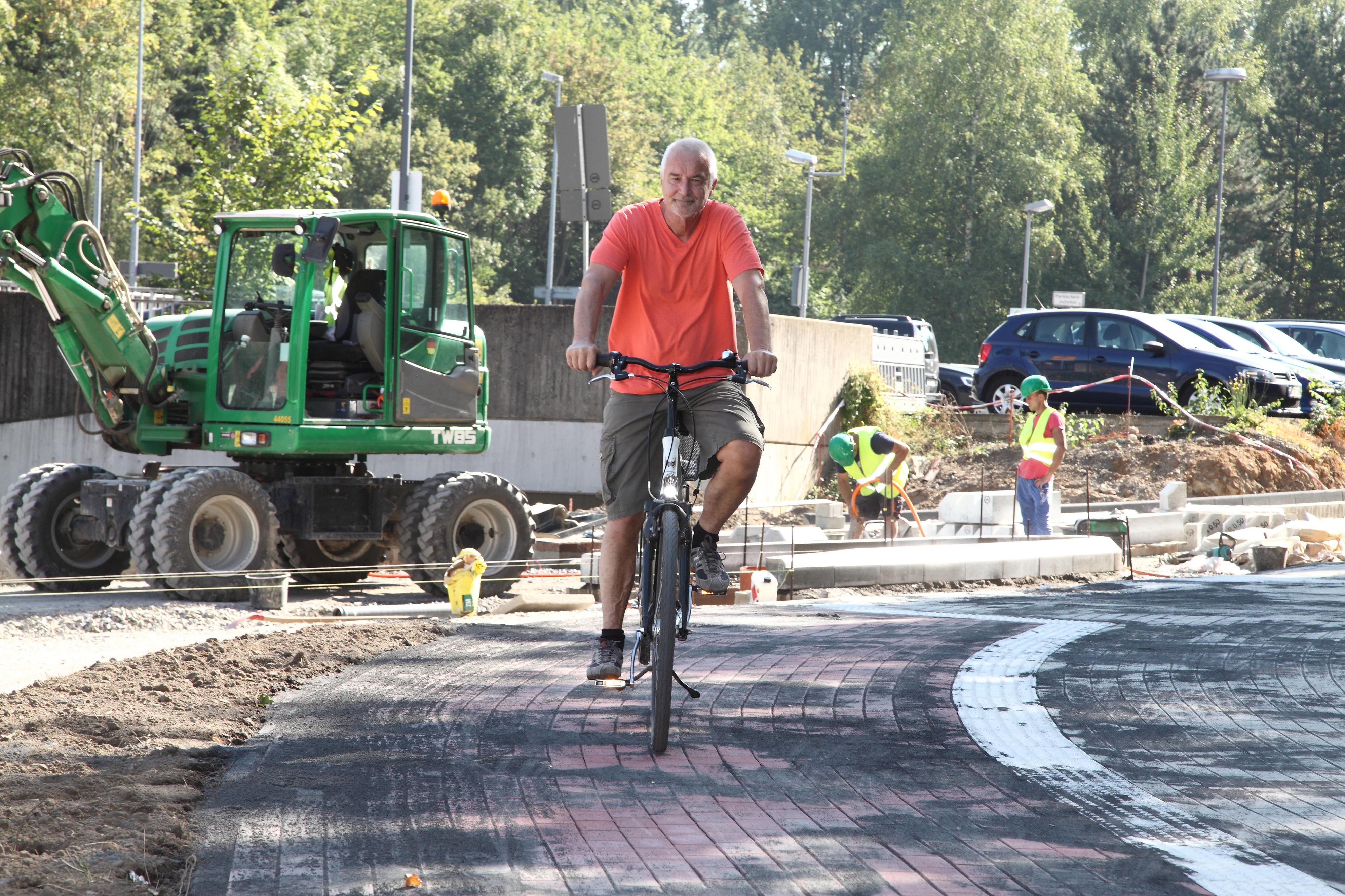 Bikeweg_Kreisel01