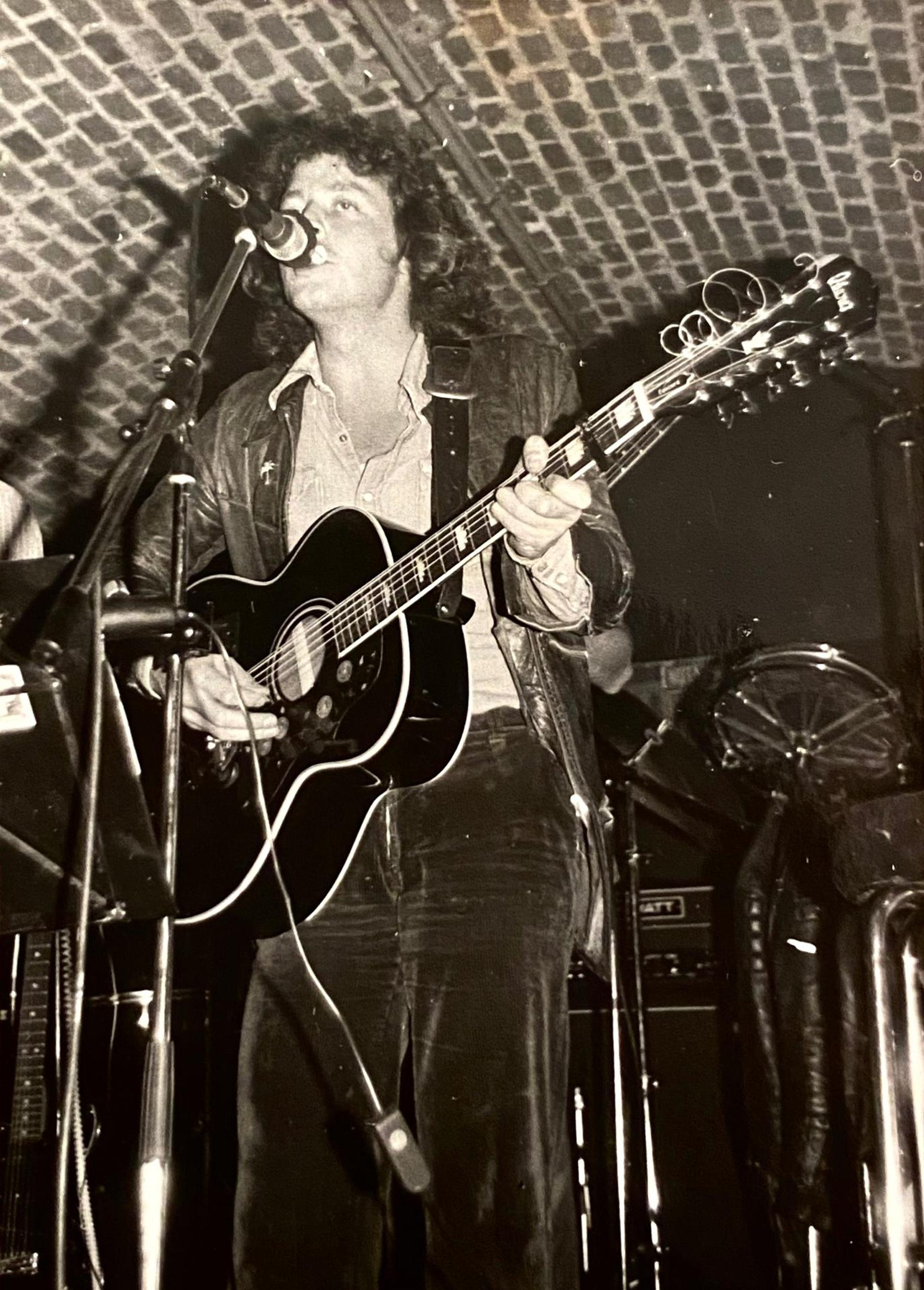 W Niedecken 1979 im Basement