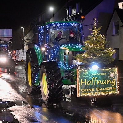 Traktoren Lichterzug BG 1