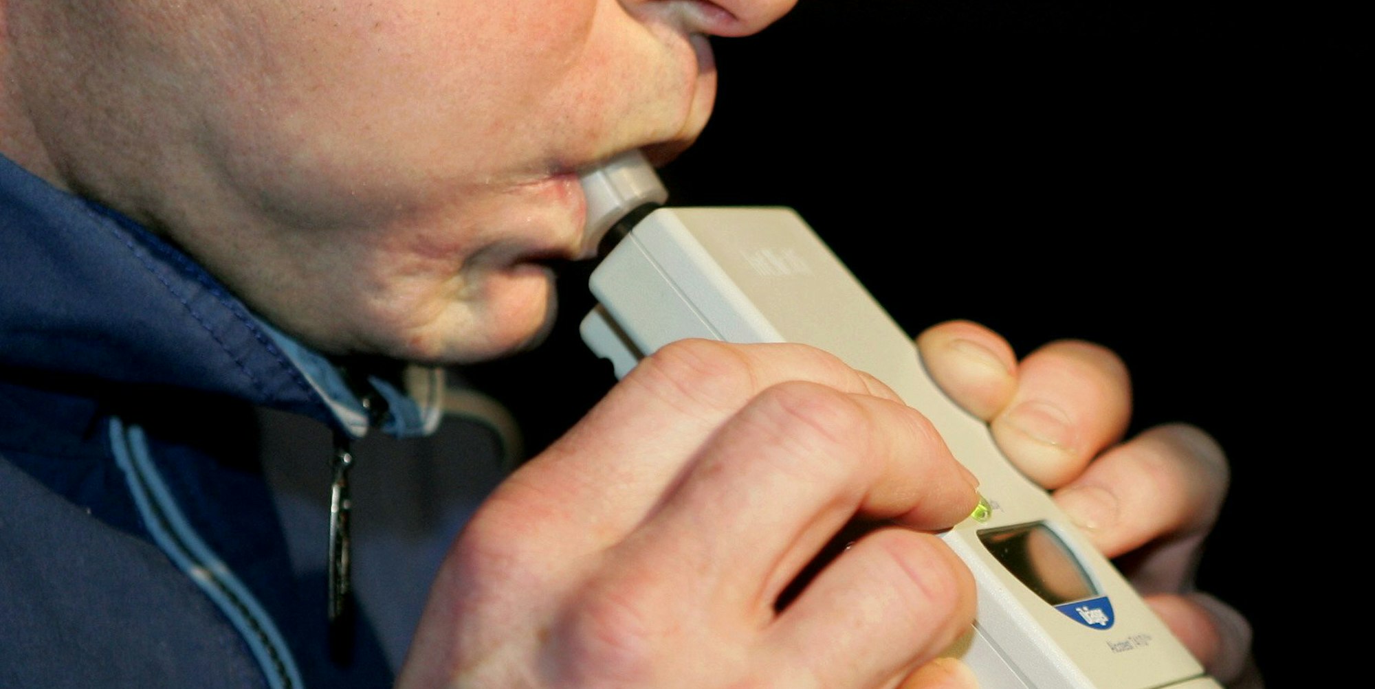 Alkoholtest_bei_Poli_48918894