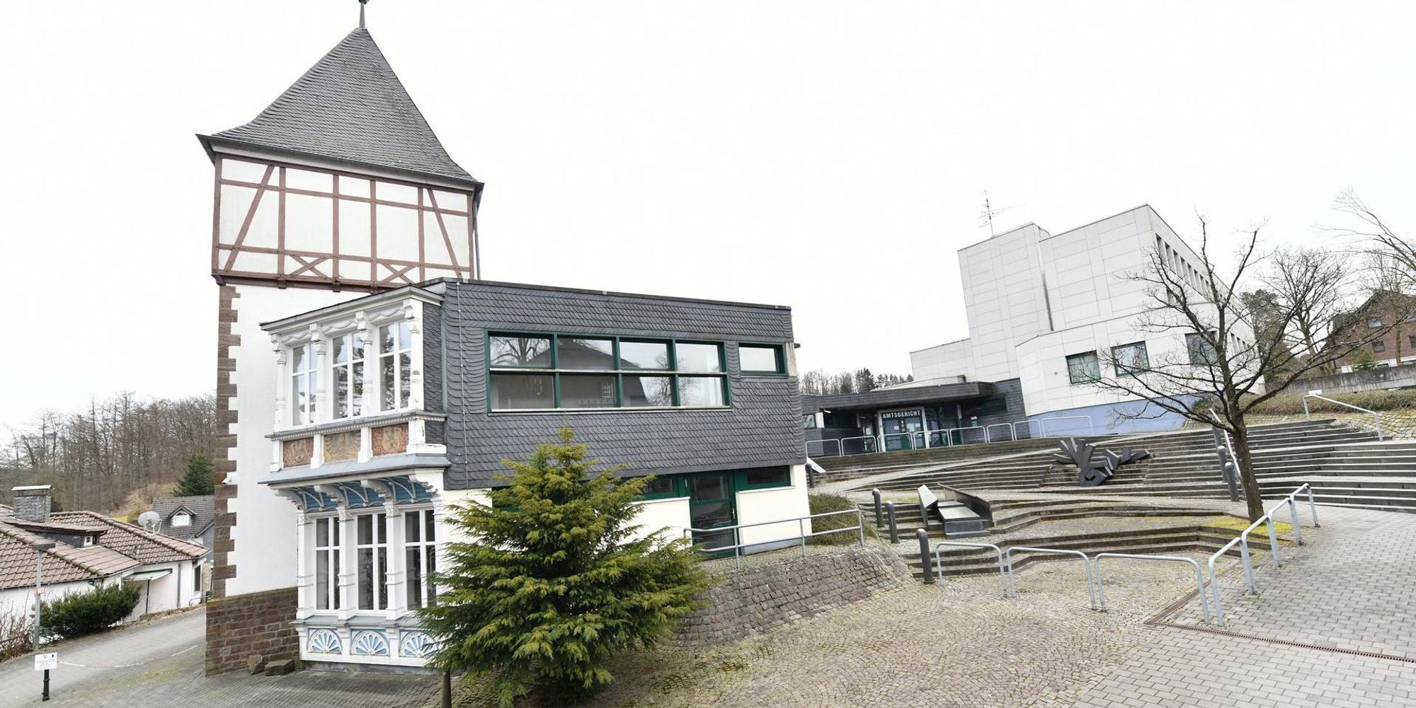 amtsgericht_wipperfürth_außen2