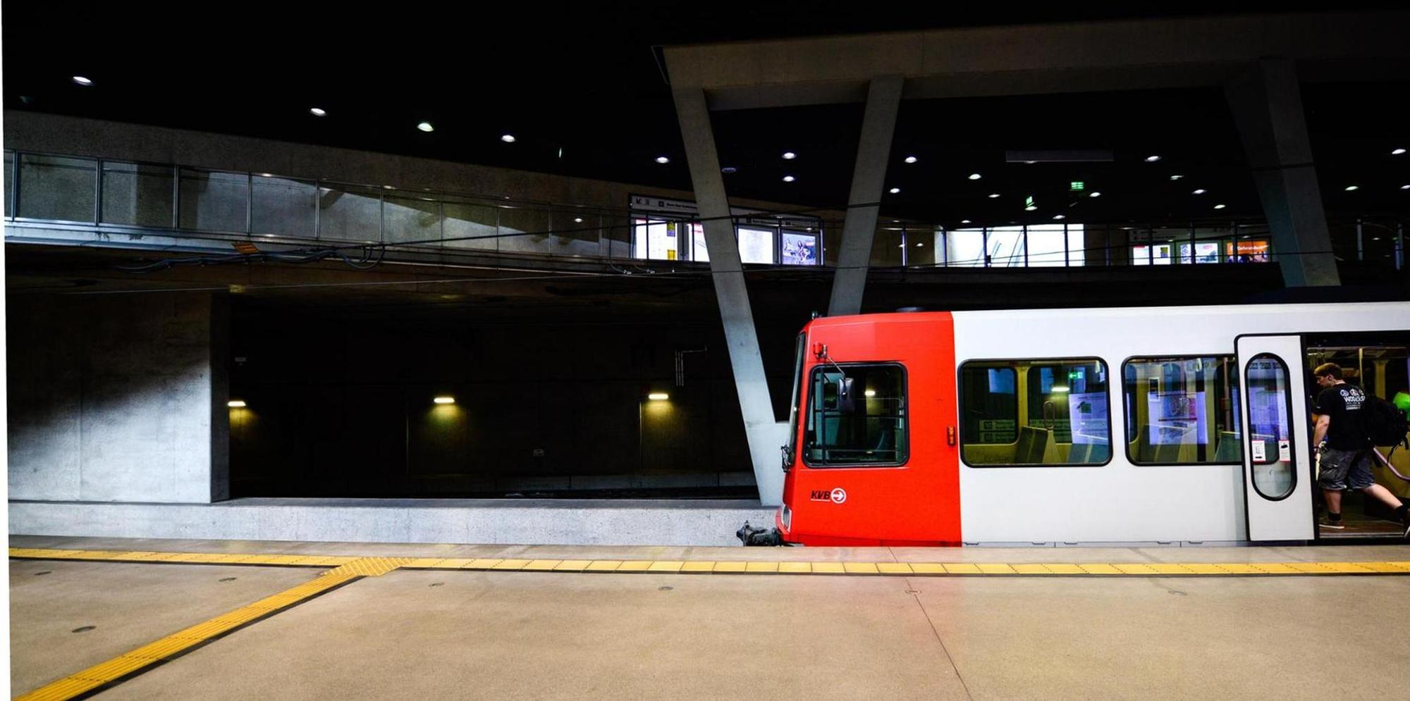 kvb-bahn-koeln