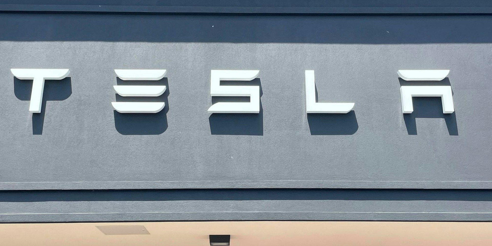 Tesla Logo