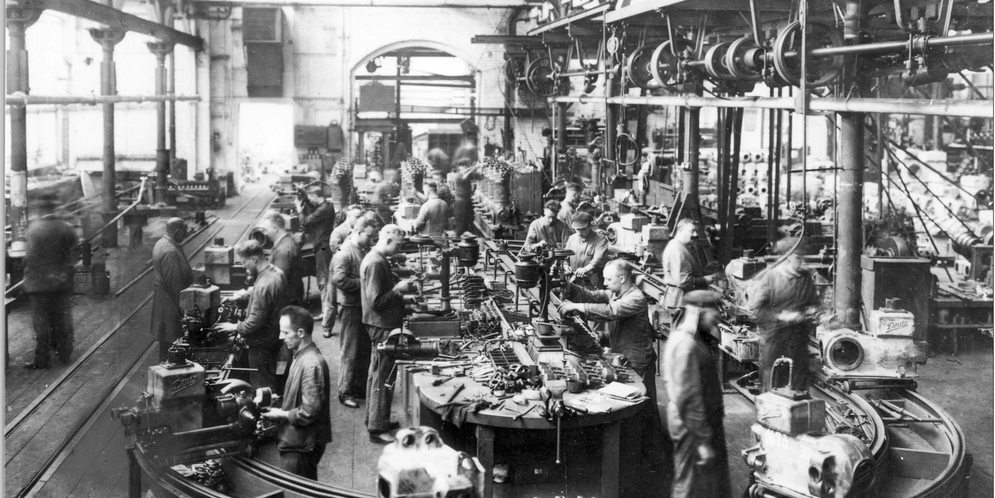 1925_fliessmontage_liegende_1-zyl_4-takt_miti_Logo