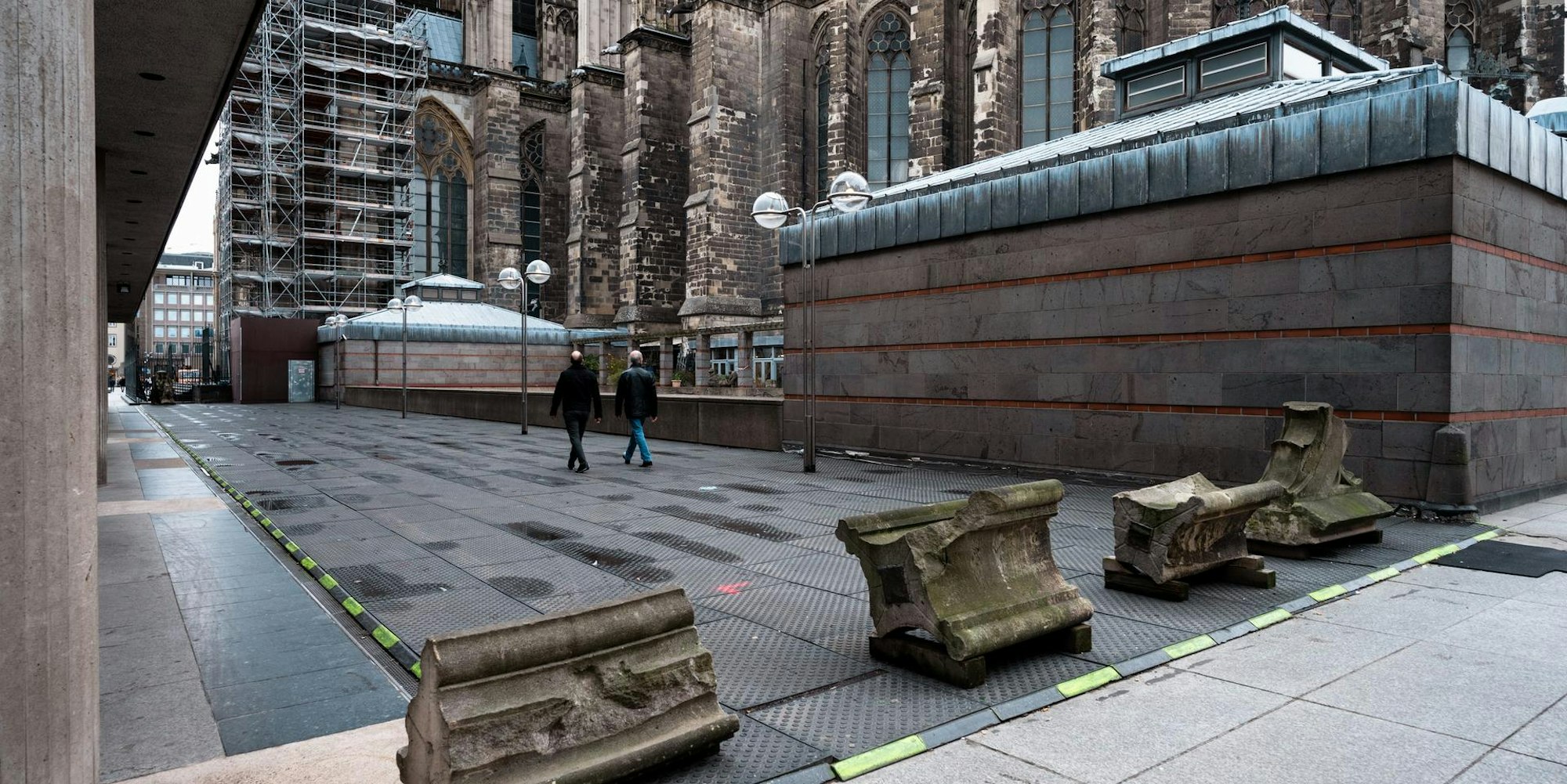 Passage Roncalliplatz 210822