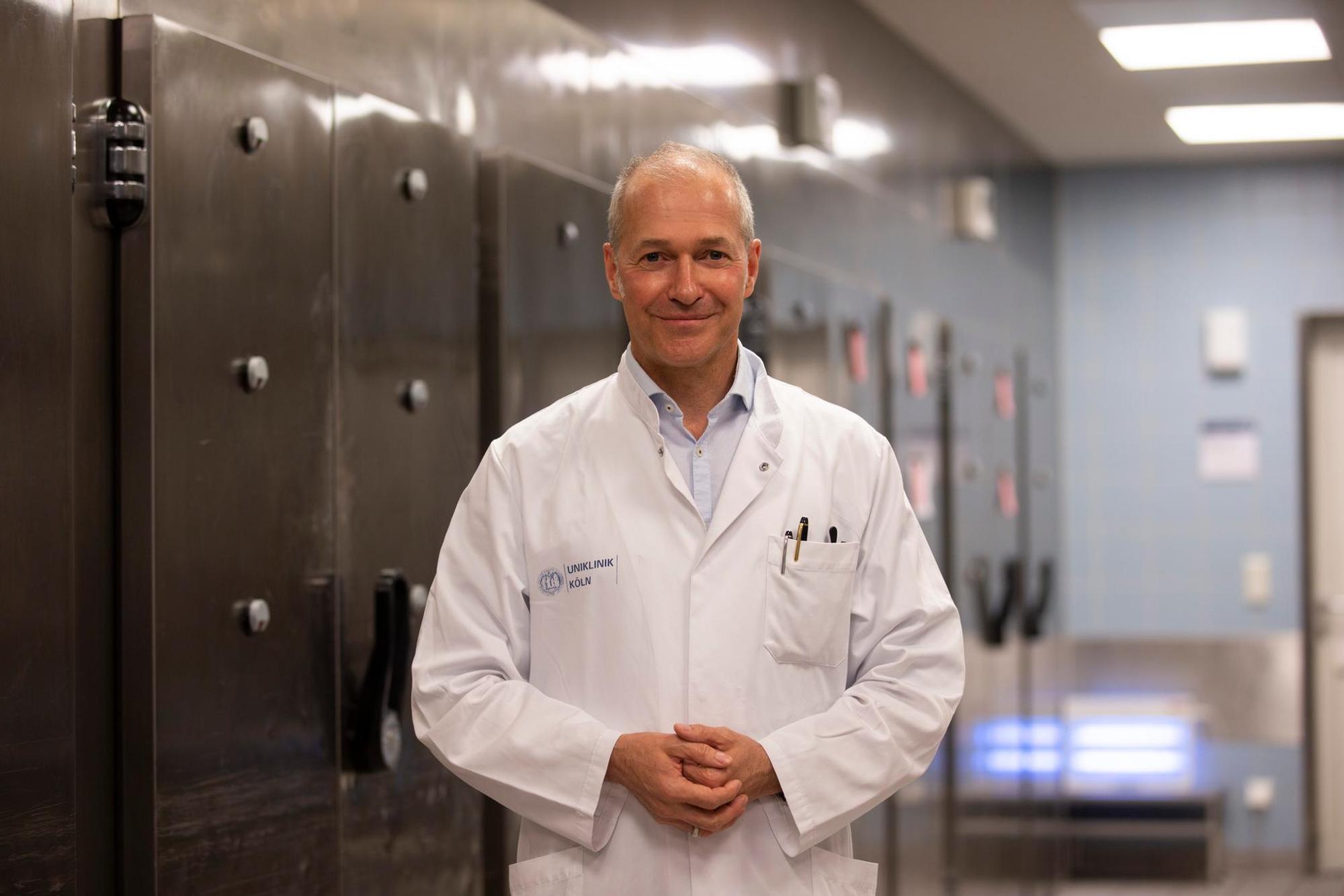Dr. Markus Rothschild