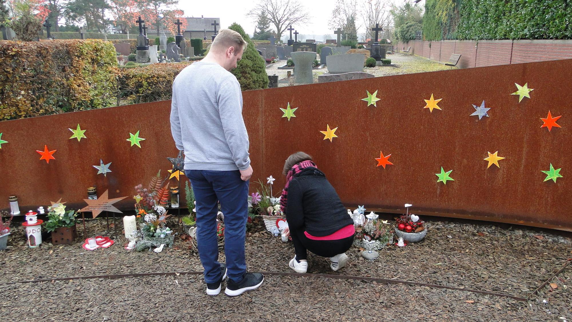 Sternkinderfriedhof Roggendorf (1)
