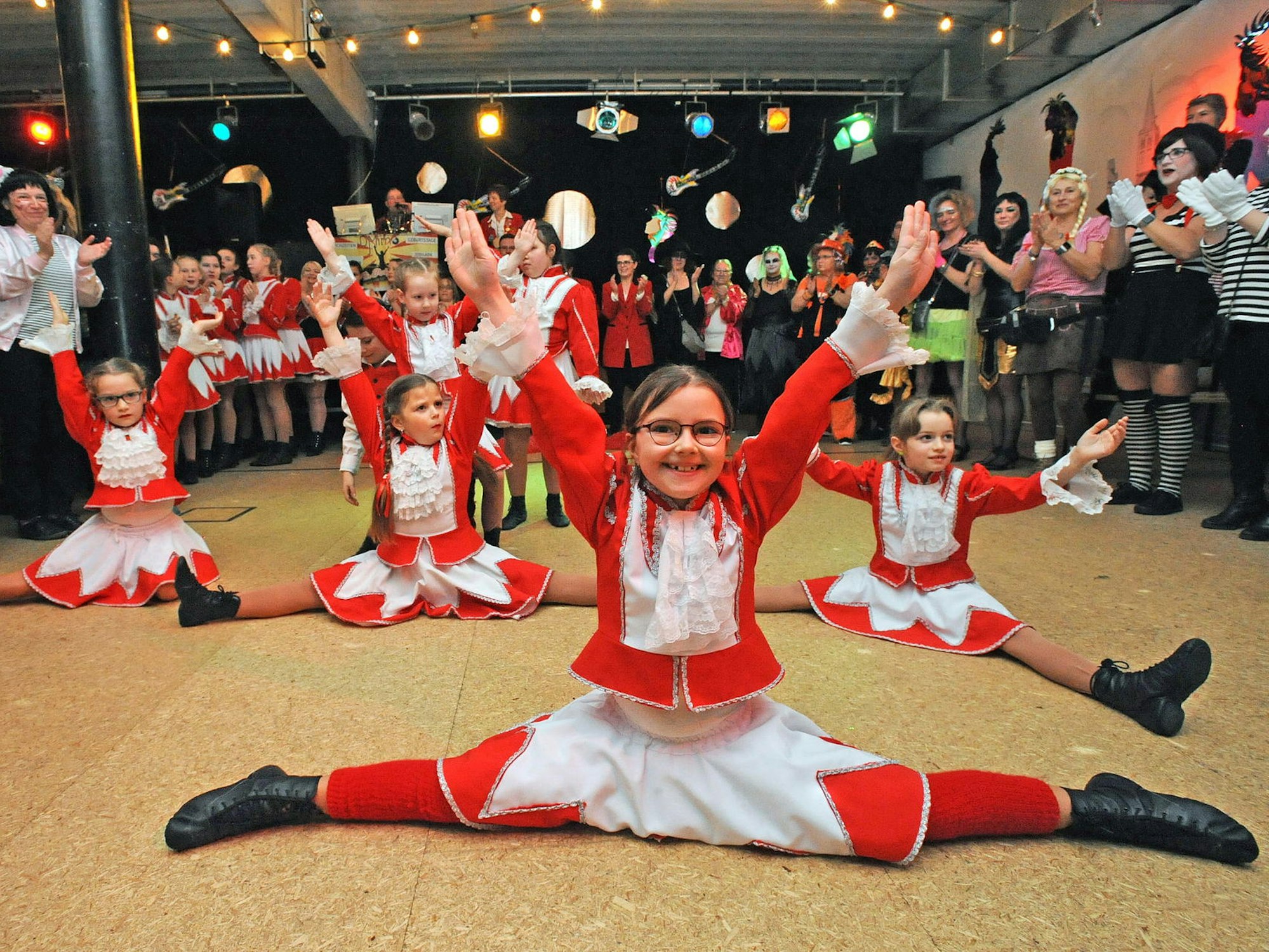 wu-weiberfastnacht-burscheid_(1)