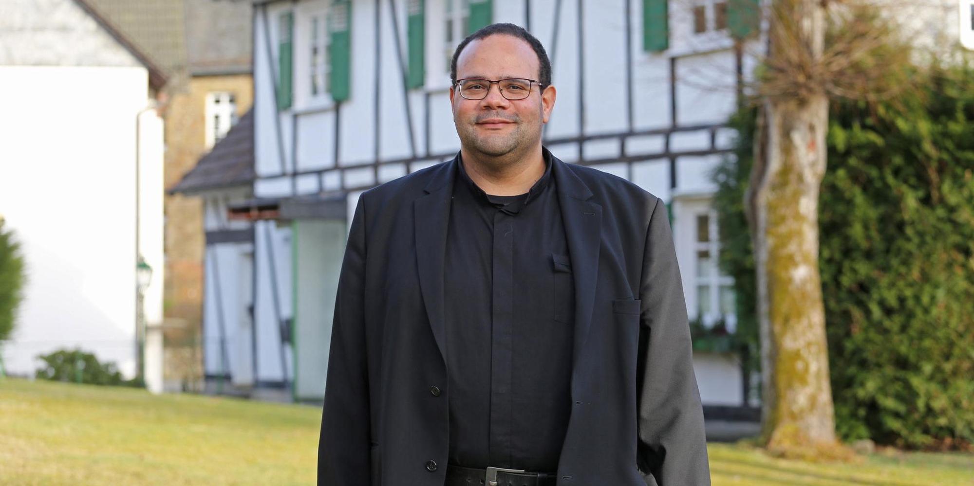Pfarrer_Tobias_Zoeller