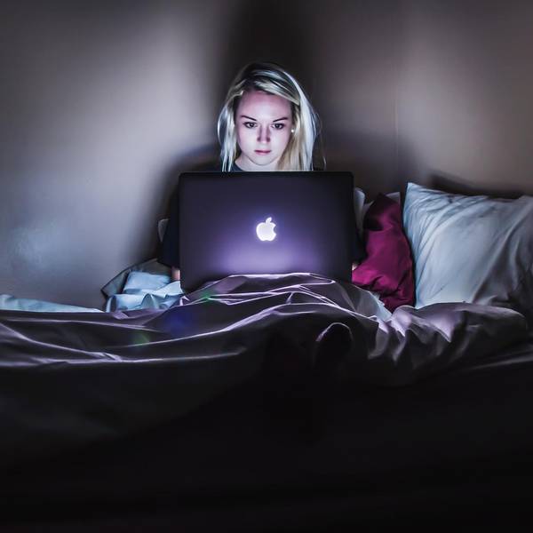 frau_mit_laptop