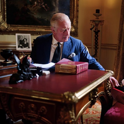 King Charles Red Box dpa 240922