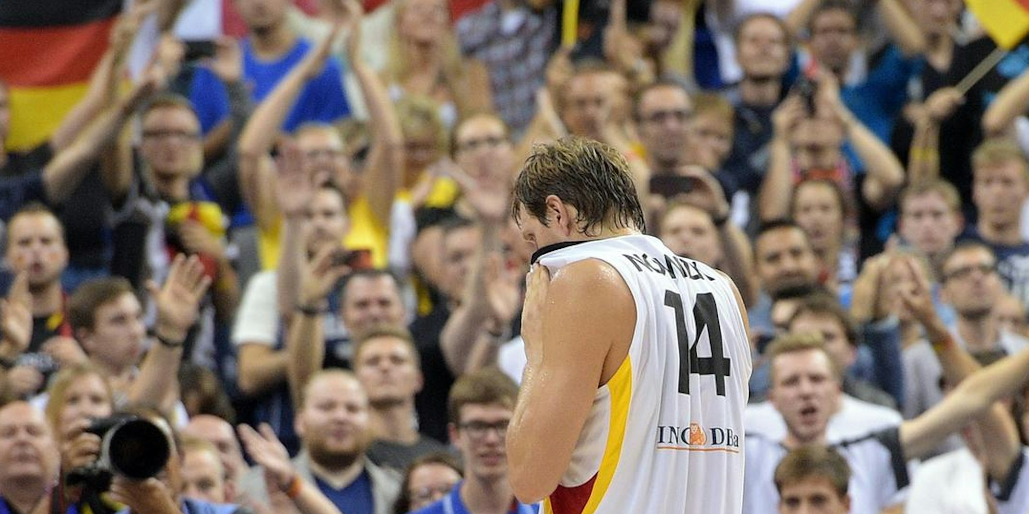 Nowitzki mit der 14