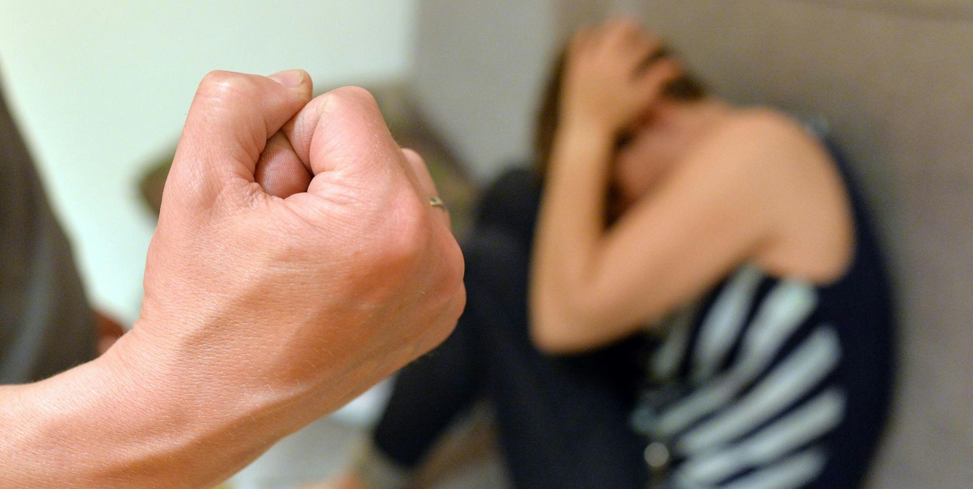 Gewalt Symbolbild Faust