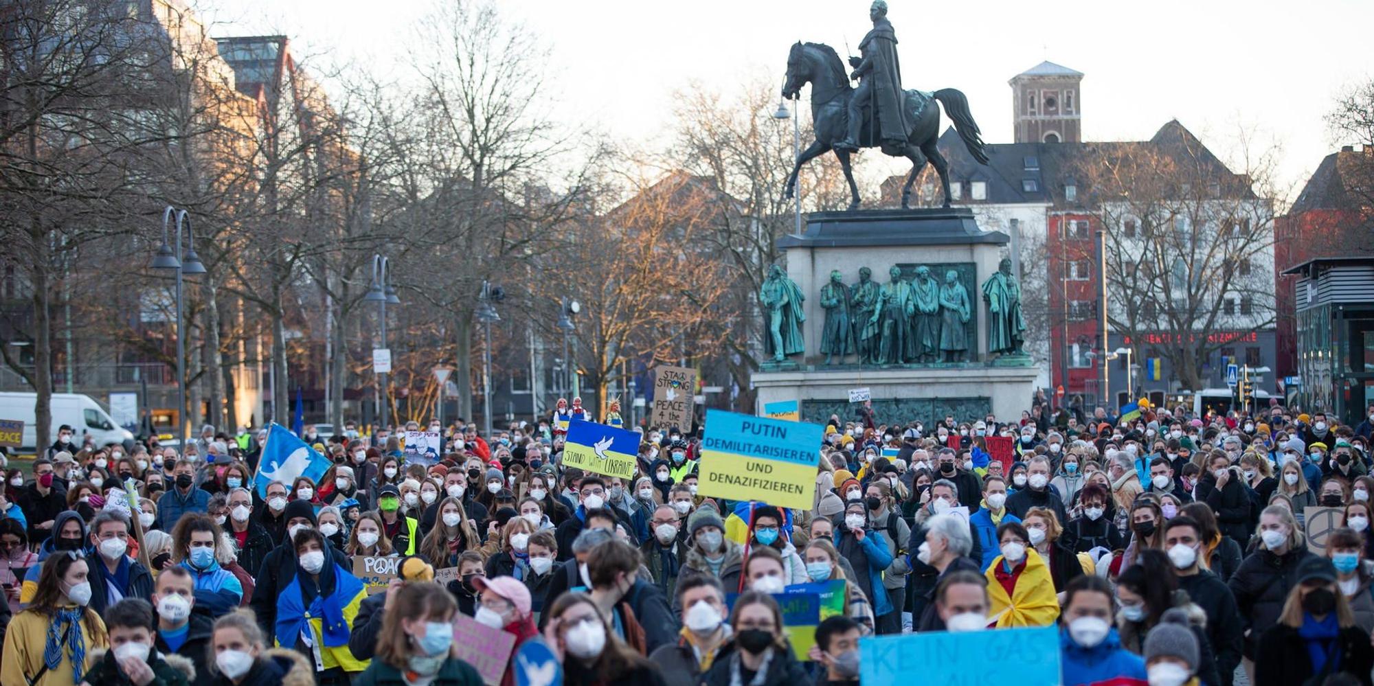 20220303_tb_FridayForFuture_Ukraine_Demo_002