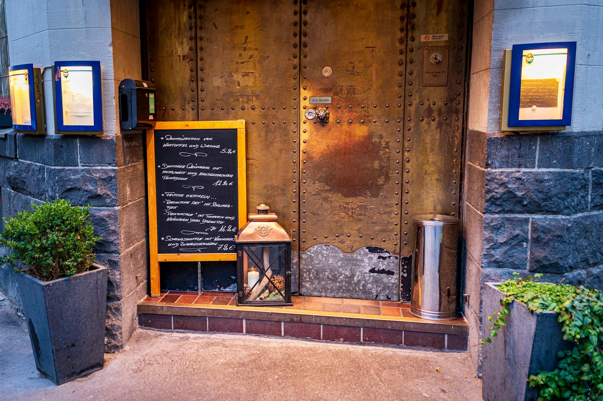 haus schnackertz tür