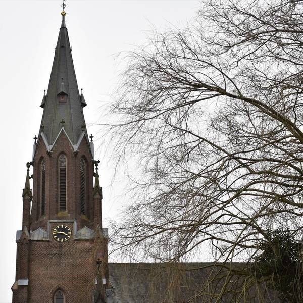 Kirchturm St. Nikolaus Gemünd