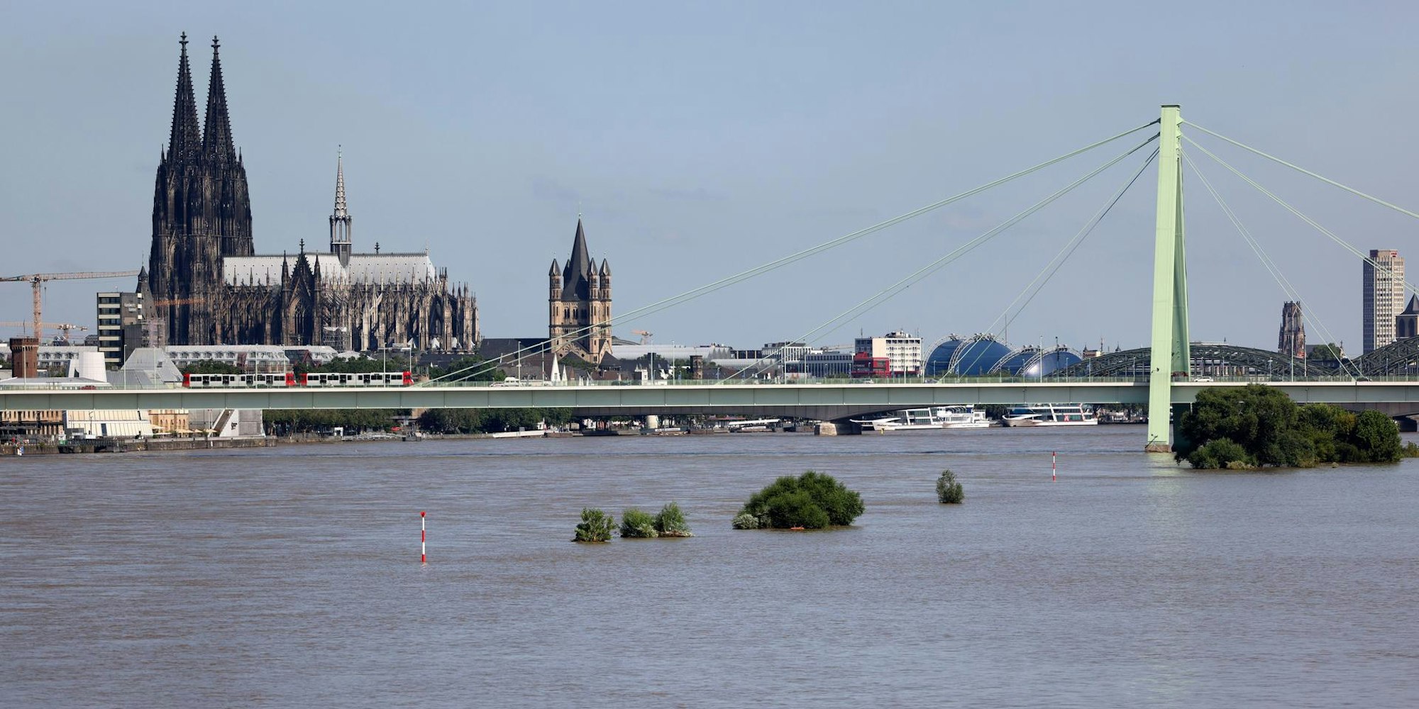 Foto Hochwasser-Szenario Köln