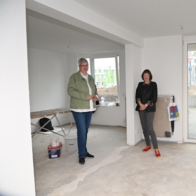 Wohngemeinschaft Hand 2 160721