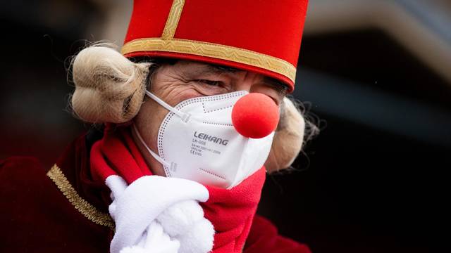 jeck mit coronamaske