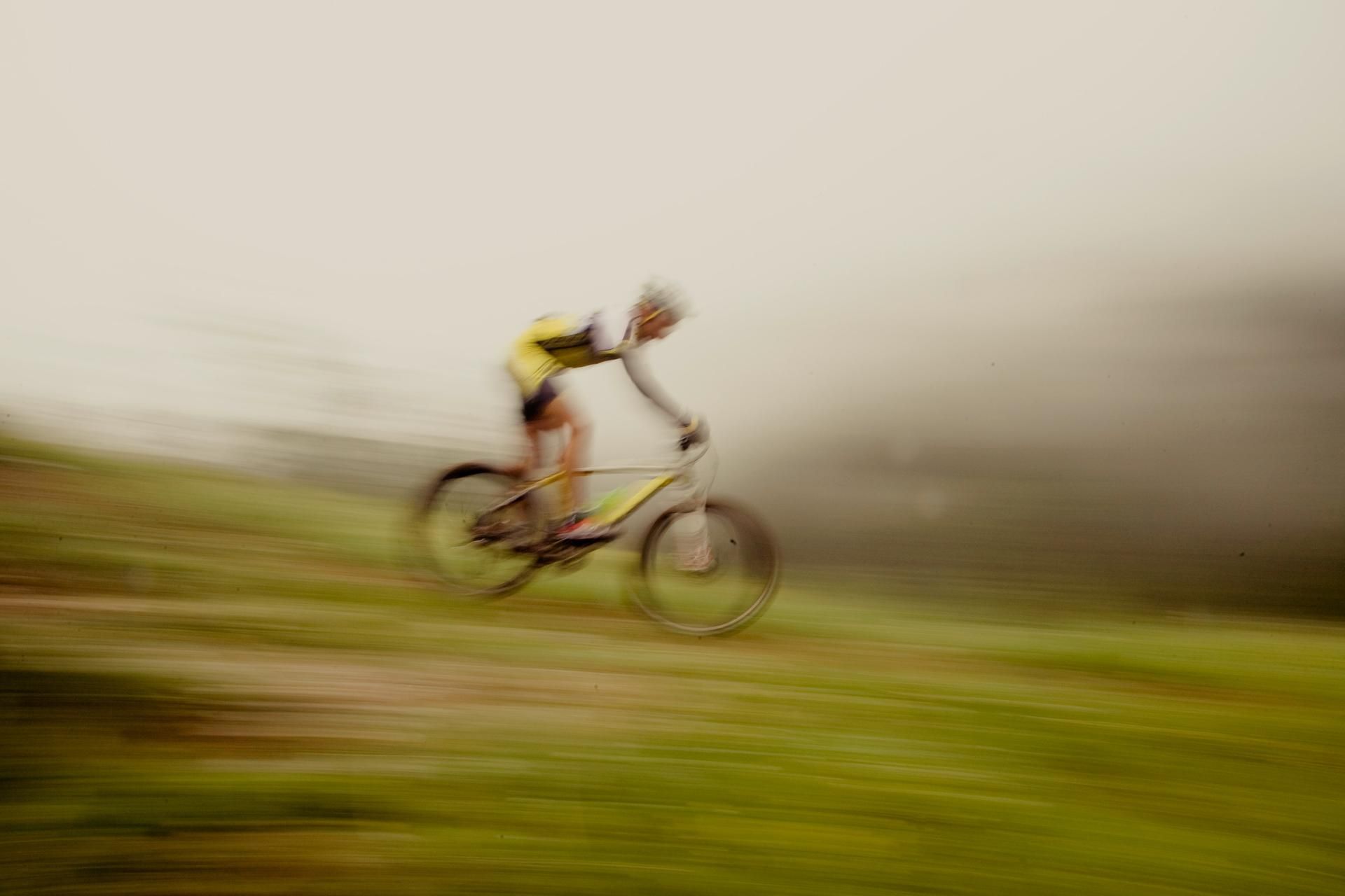Mountainbiker Symbolbild