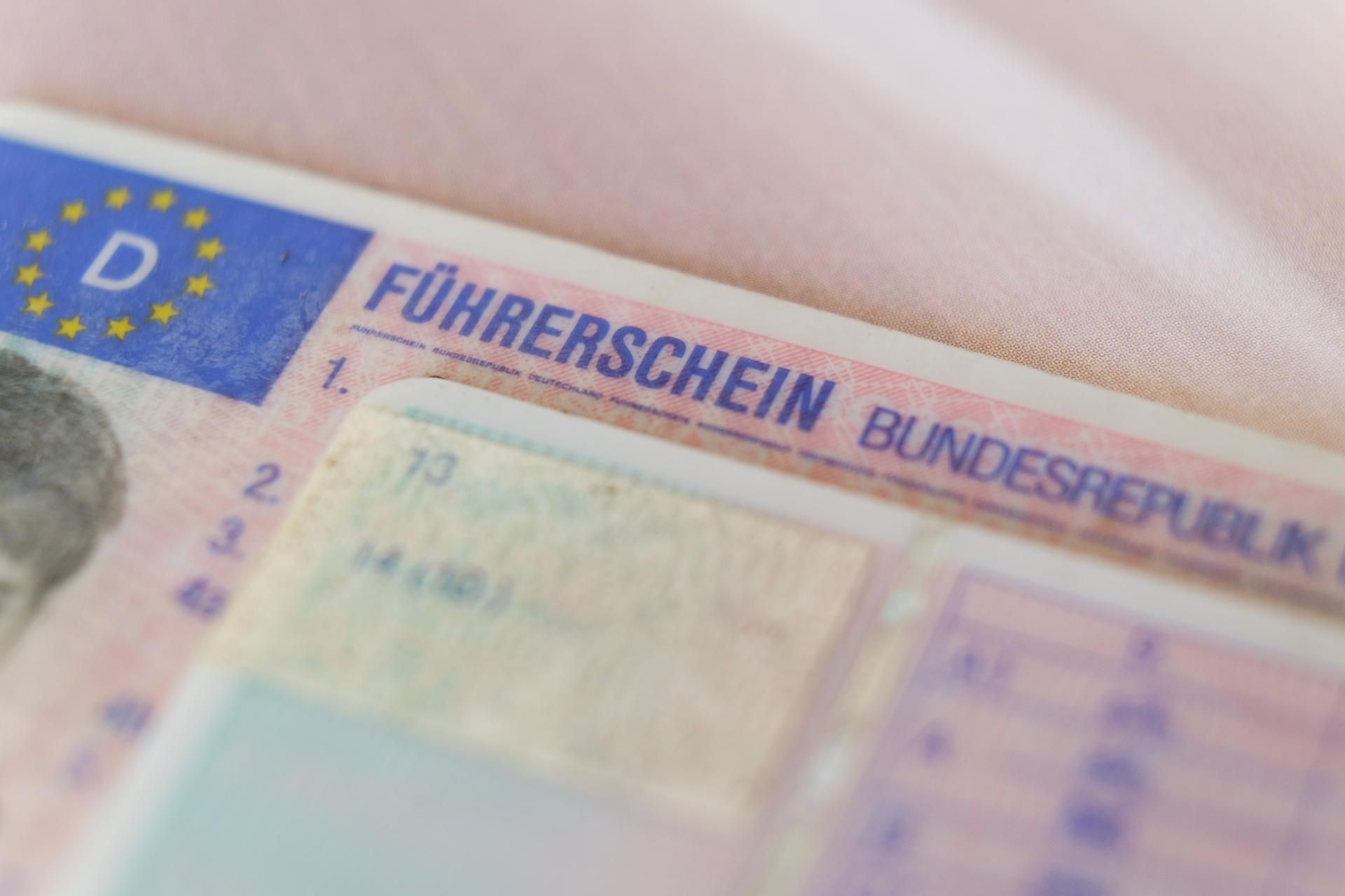 Führerschein symbolbild dpa 051022