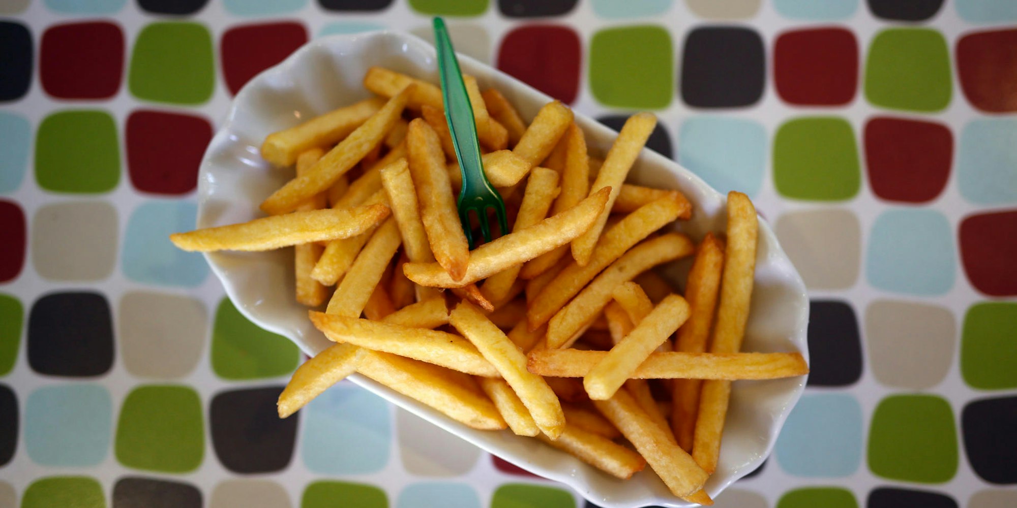 Pommes_in_einer_Schale