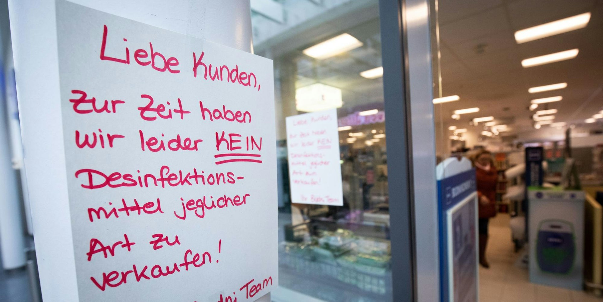 Coronavirus Mittel Aushang