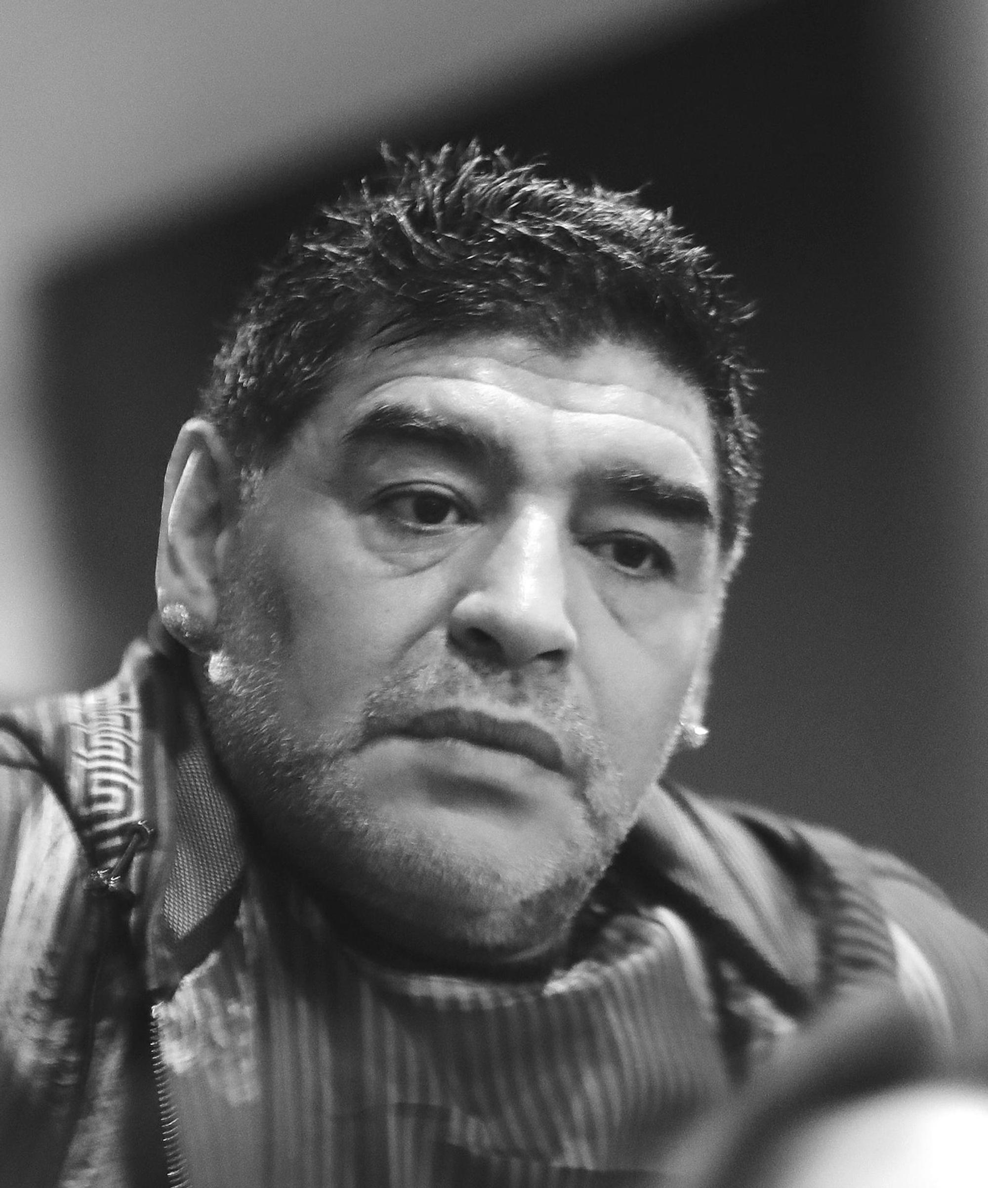 Maradona sw